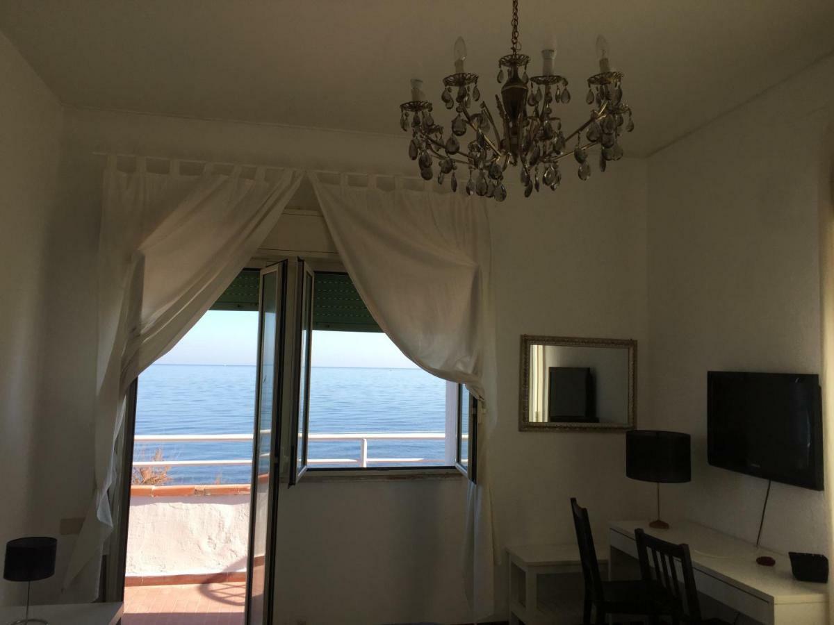 A Casa di Giuseppe 2 Bed and Breakfast Carini Esterno foto