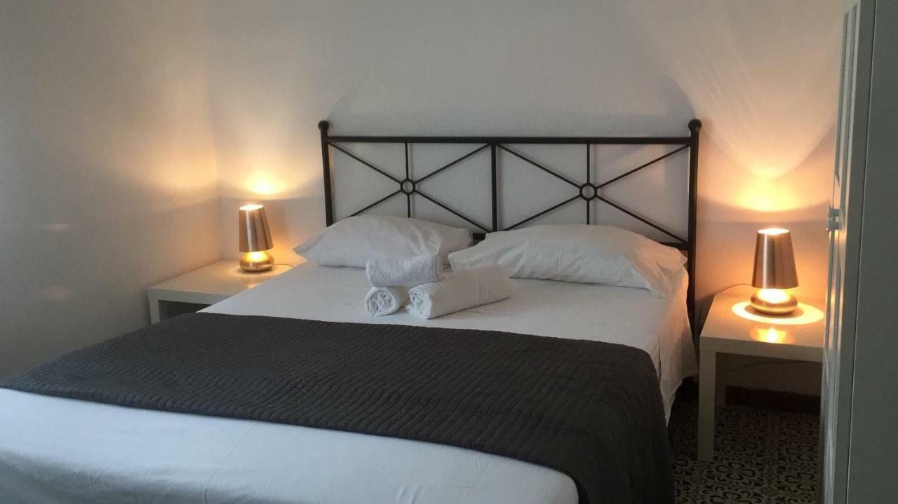 A Casa di Giuseppe 2 Bed and Breakfast Carini Esterno foto